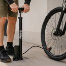 Fahrrad Standluftpumpe mit Manometer
